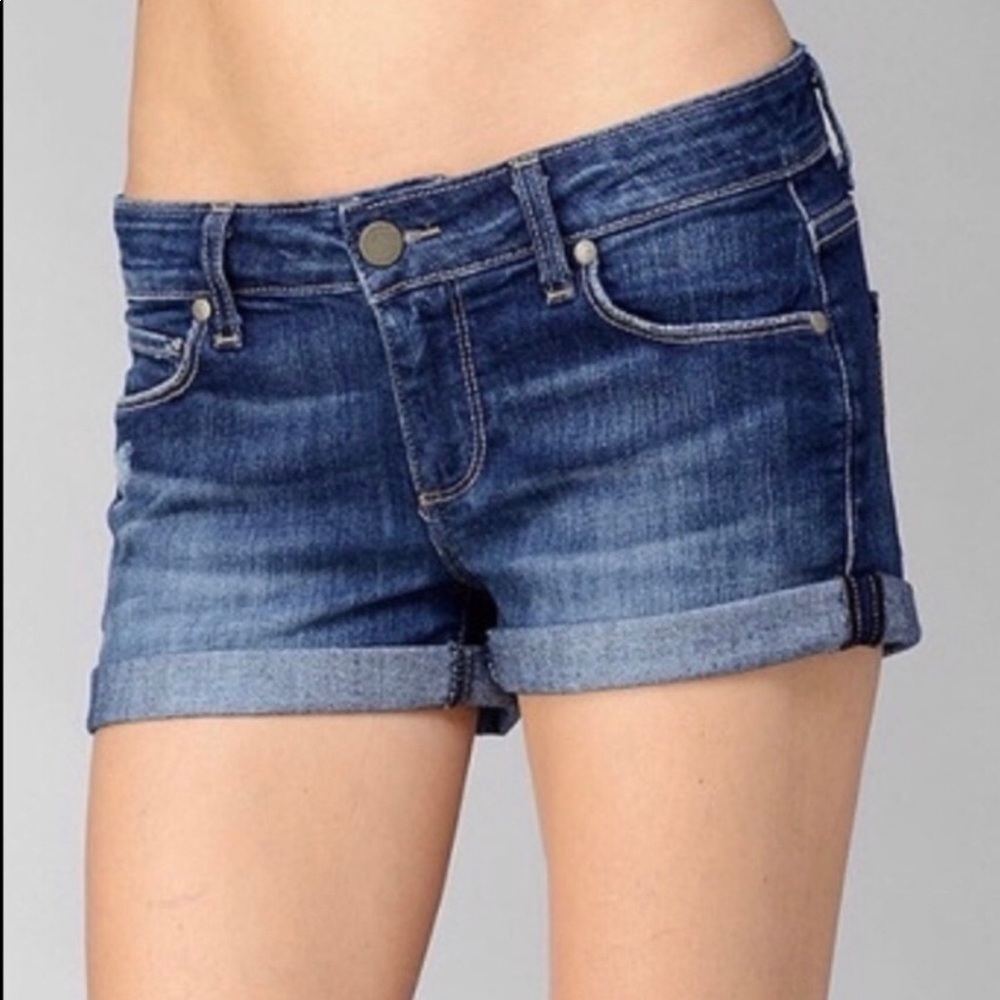 {Paige} Jimmy Jimmy shorts med wash cuffed hem 28